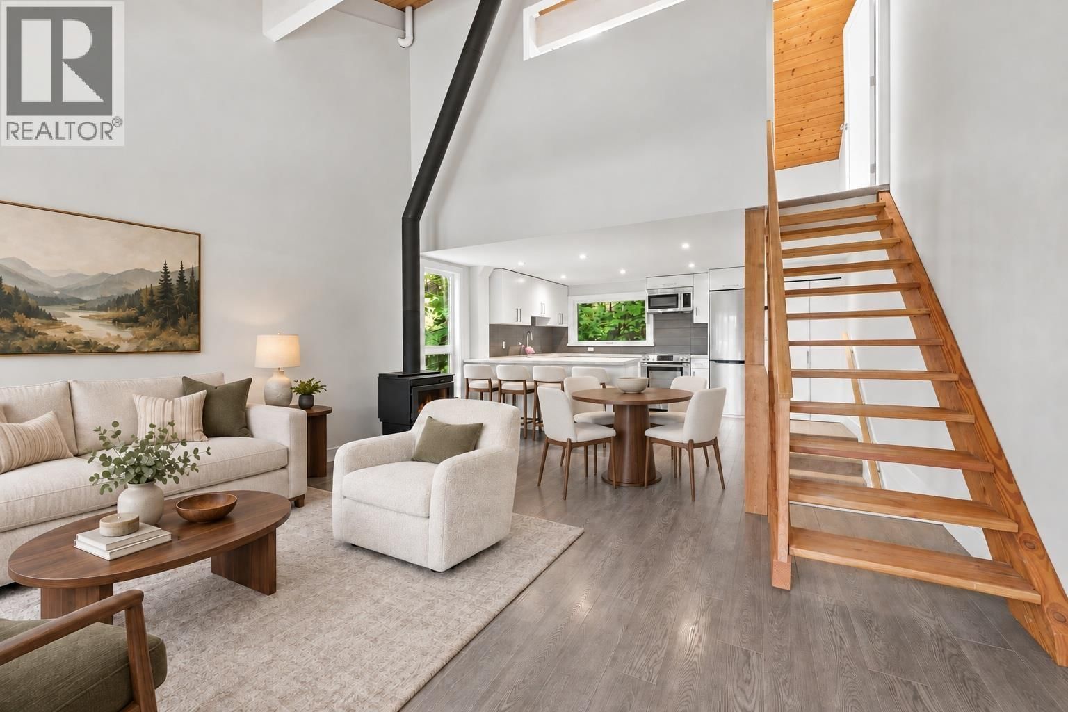 3015 ALPINE Crescent