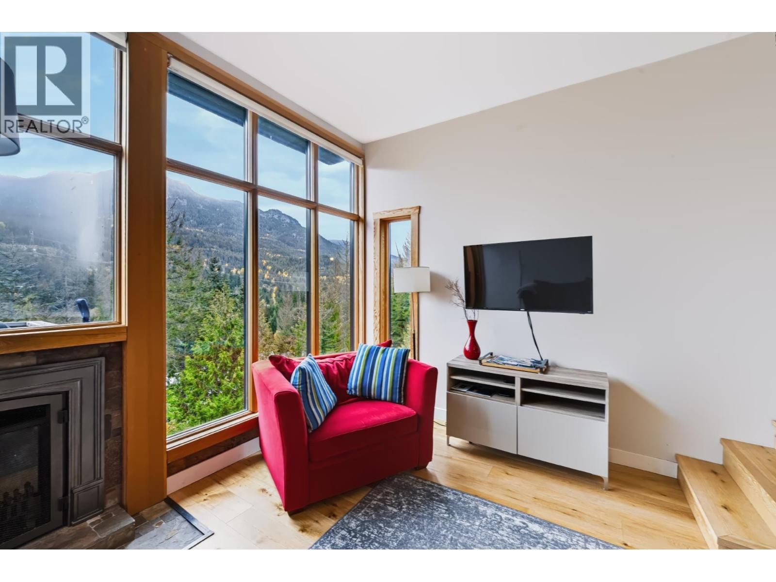 7 2221 GONDOLA Way property photo