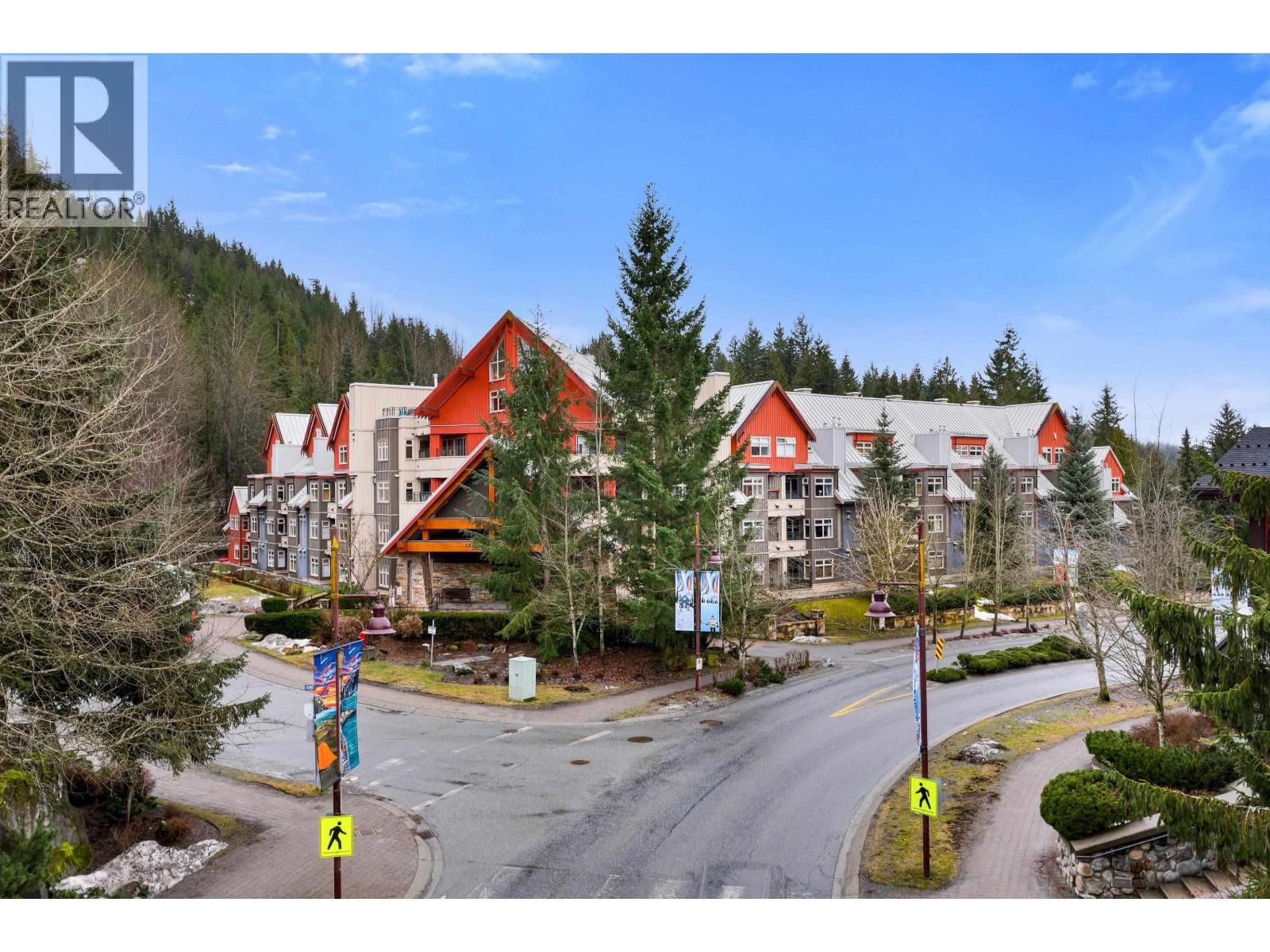 207 2050 LAKE PLACID Road property photo