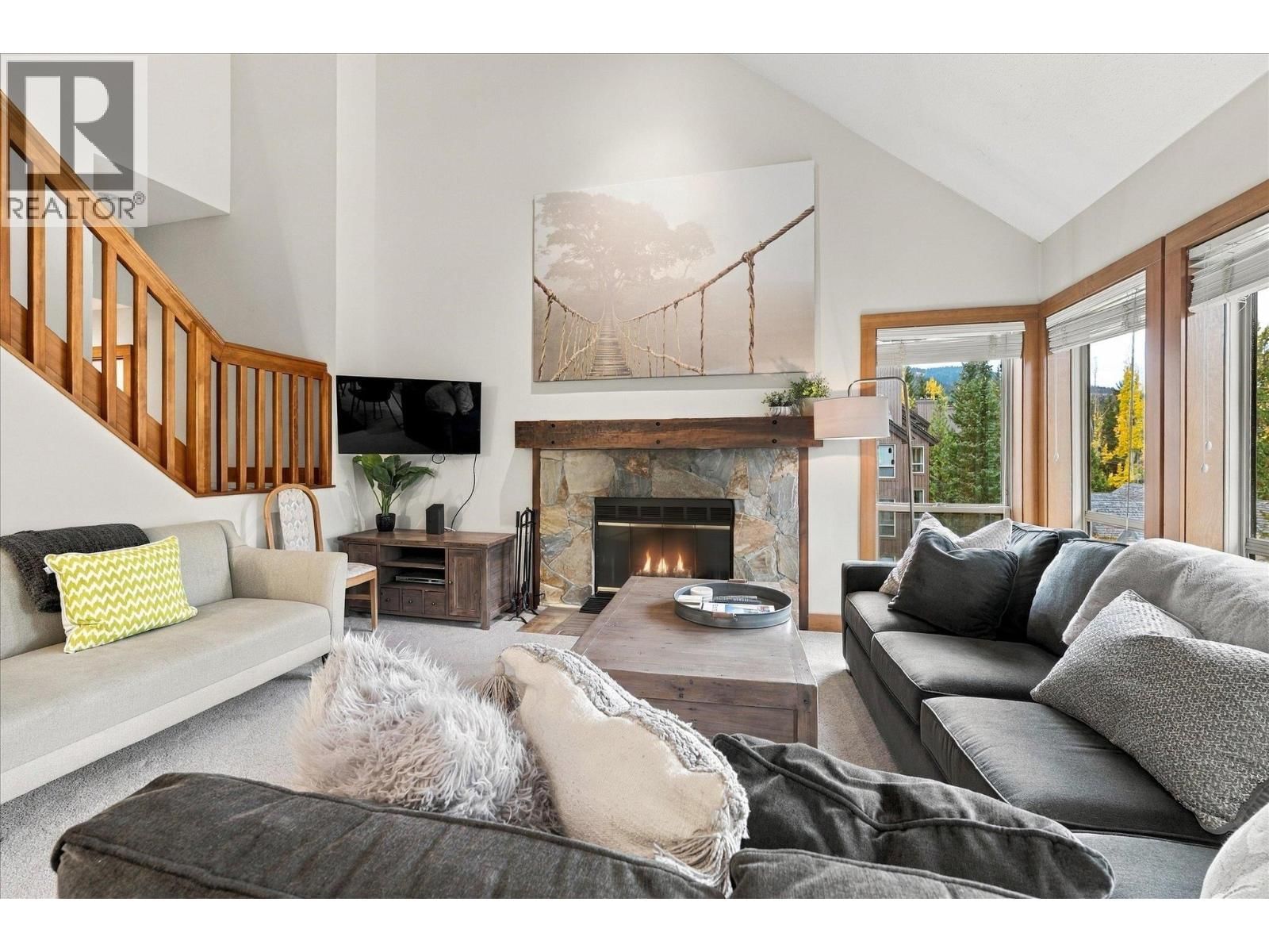 25 4891 PAINTED CLIFF Road property photo