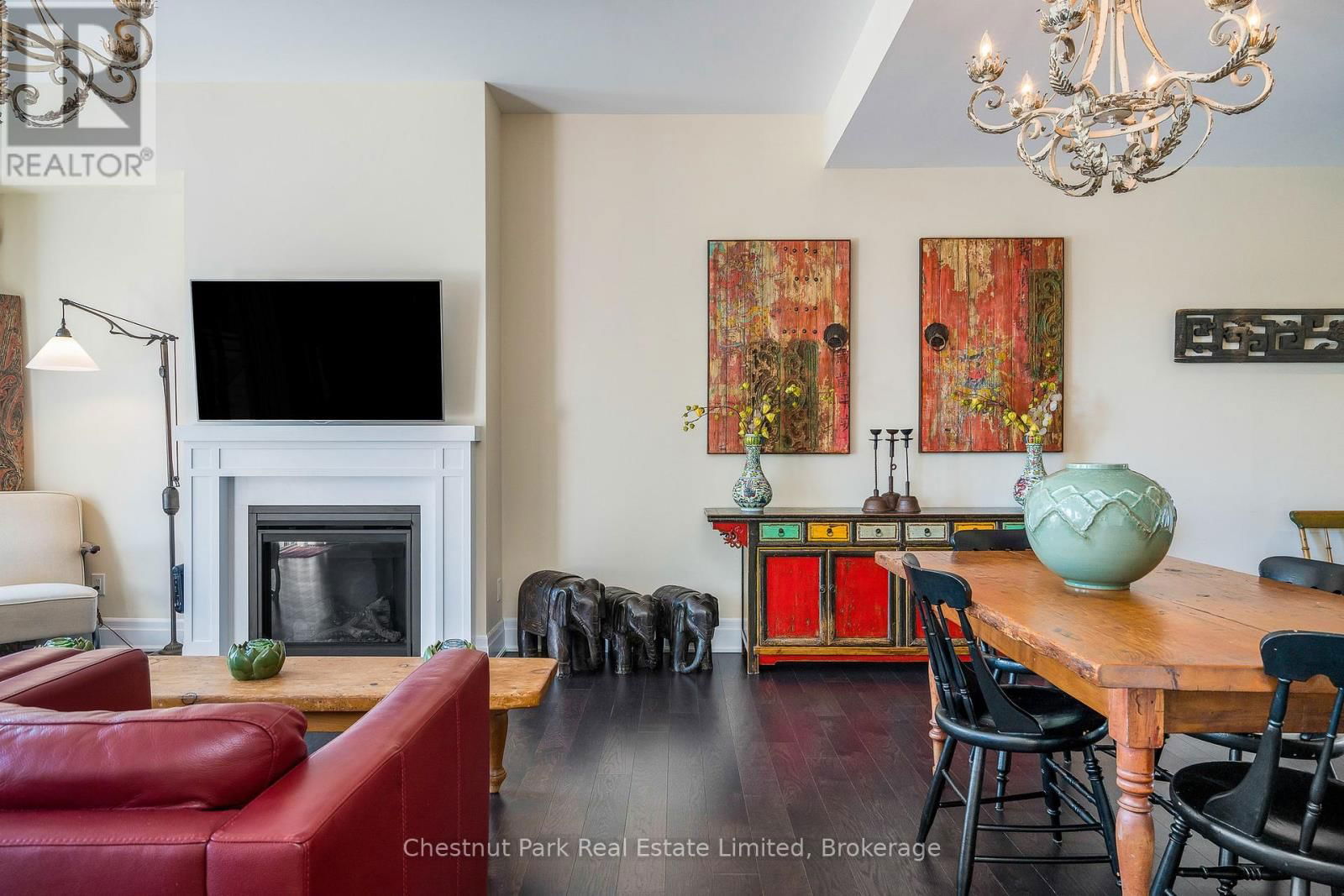 31 EMERSON MEWS Image 14