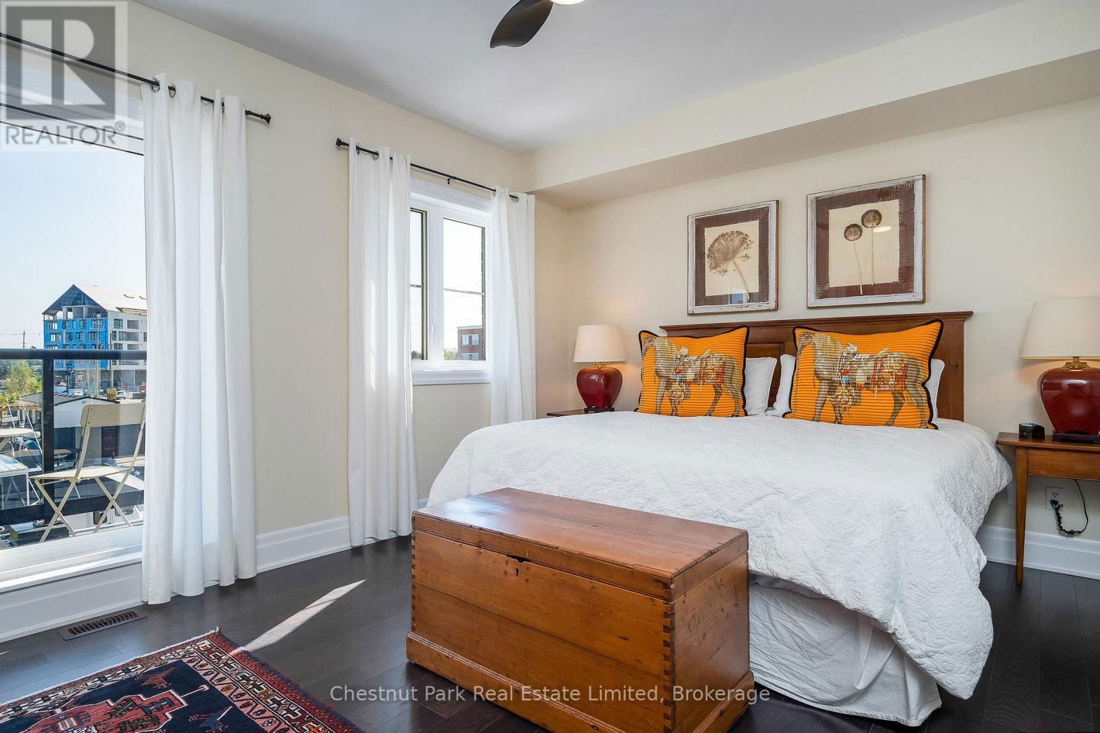 31 EMERSON MEWS Image 23
