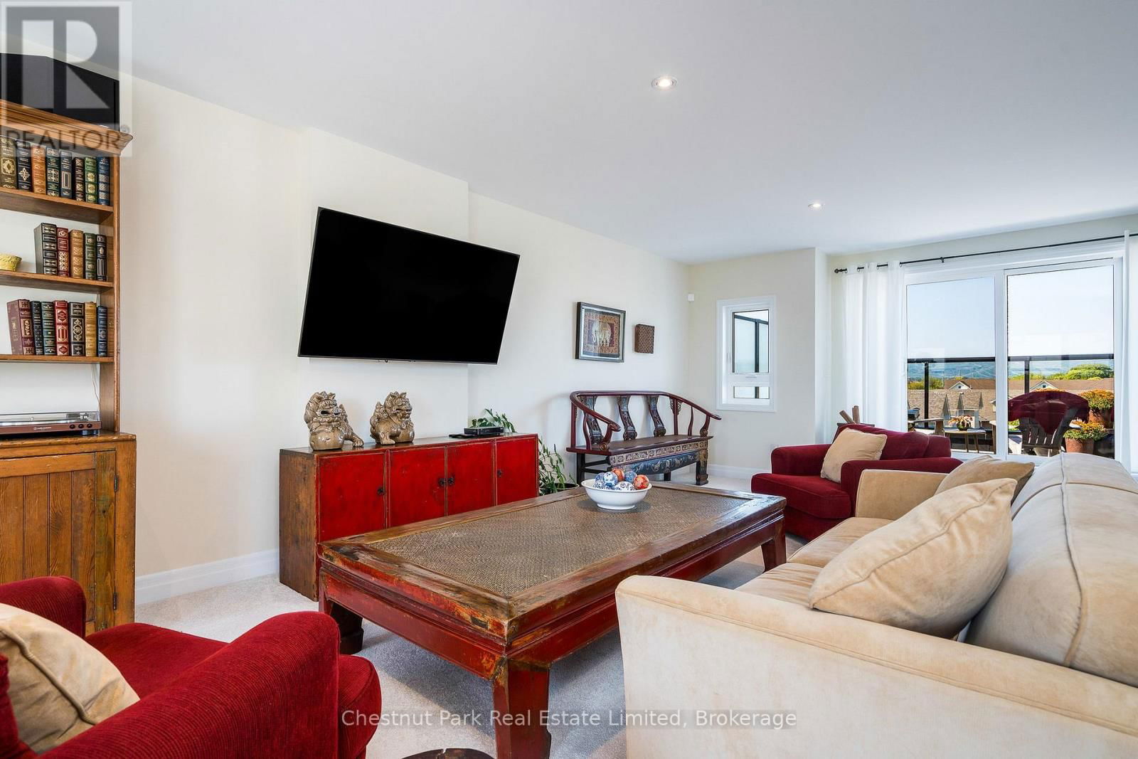 31 EMERSON MEWS Image 31