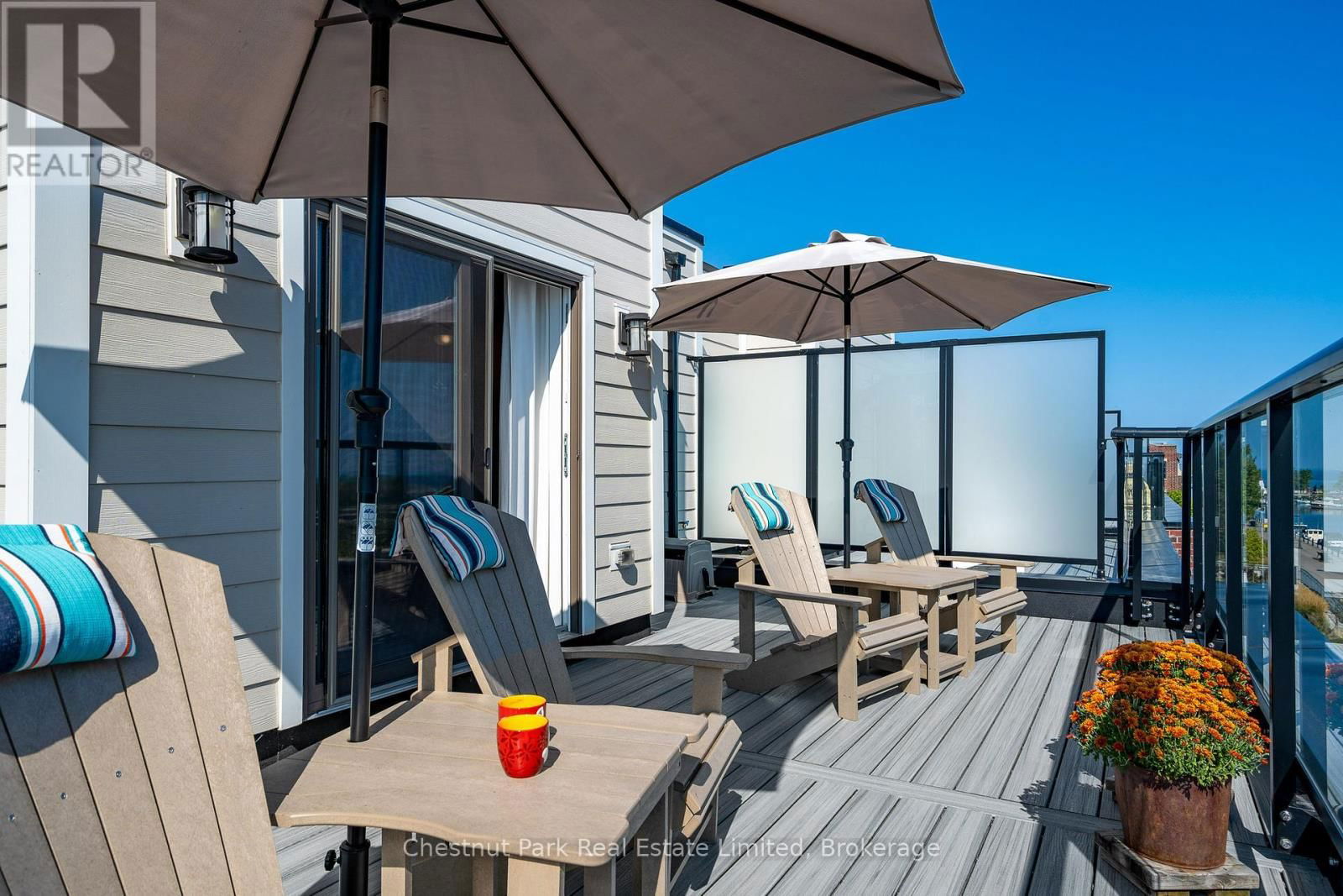 31 EMERSON MEWS Image 8