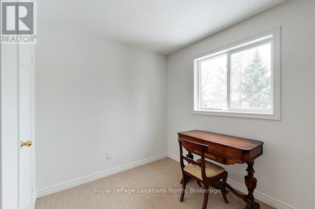 321 BALSAM STREET Image 19