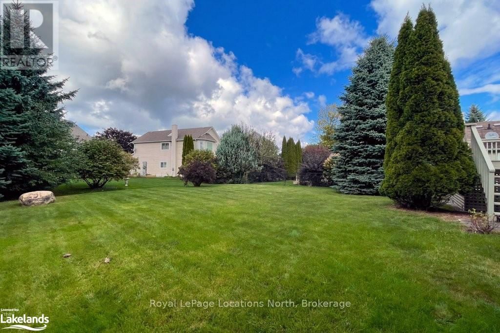321 BALSAM STREET Image 6