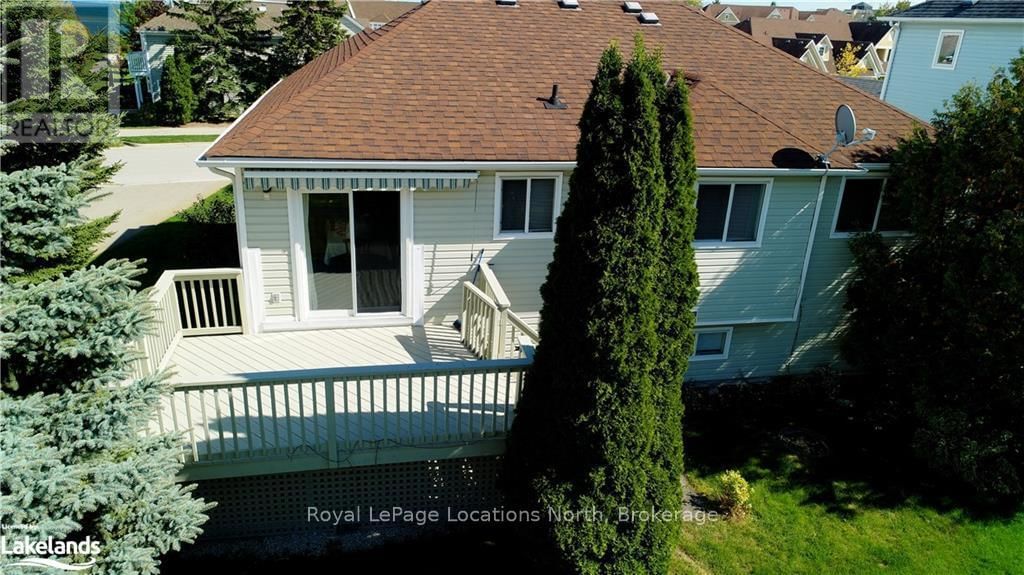 321 BALSAM STREET Image 8