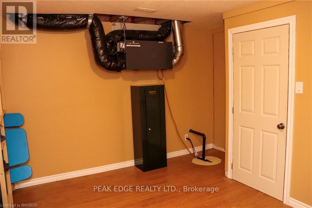 2511 GEORGE PARKWAY Image 35