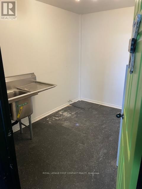 16 - 2 MARSELLUS DRIVE Image 12