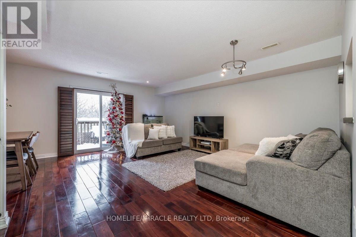 51 - 119 D'AMBROSIO DRIVE Image 3