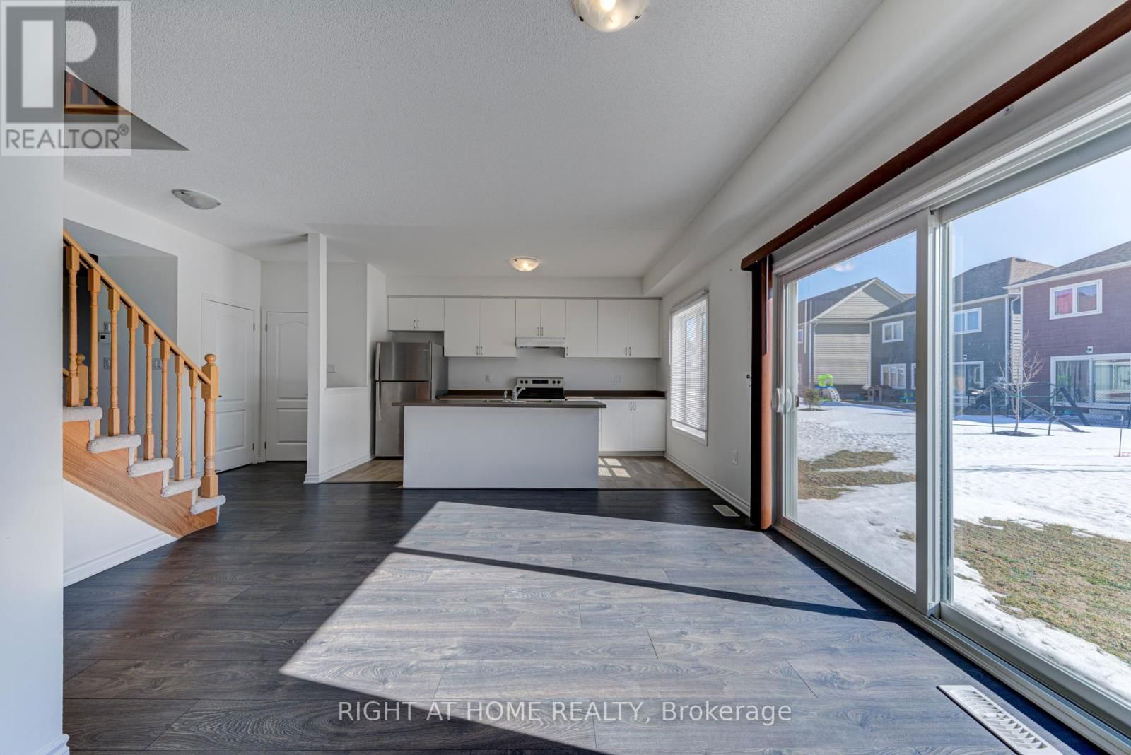 8 BOBOLINK DRIVE Image 10