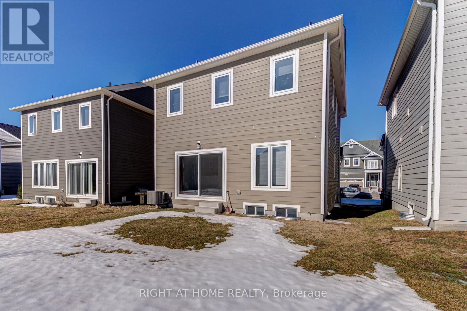 8 BOBOLINK DRIVE Image 34