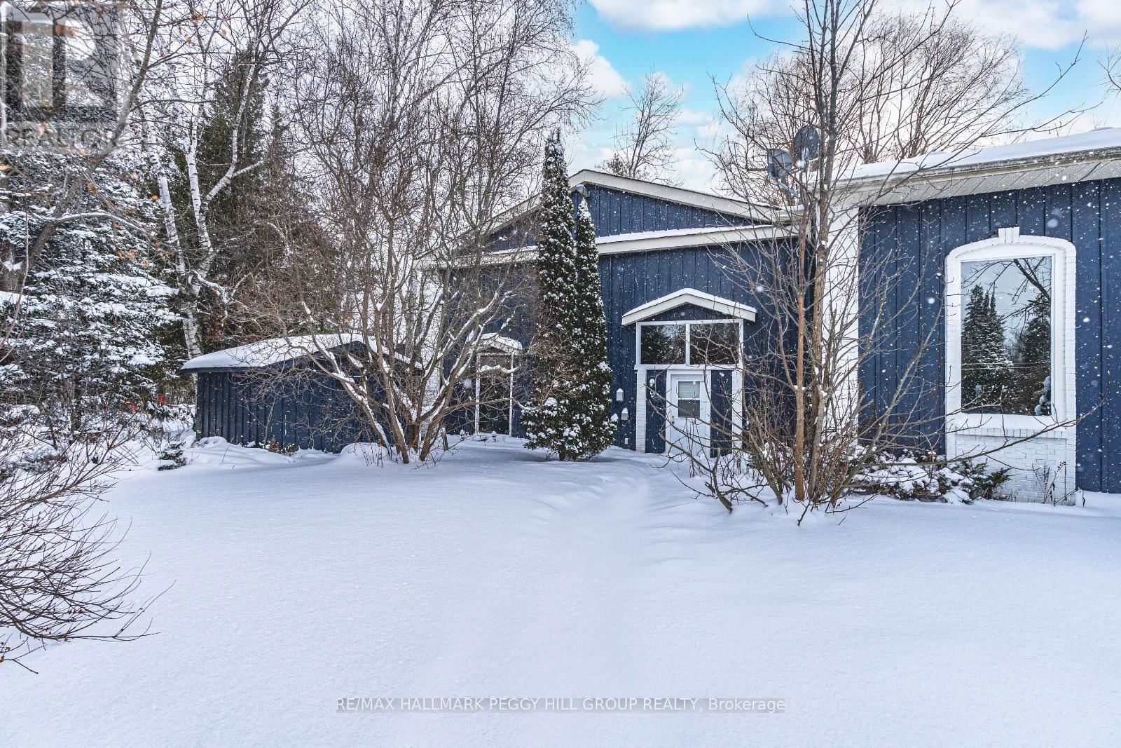 3071 MOSLEY STREET Image 3