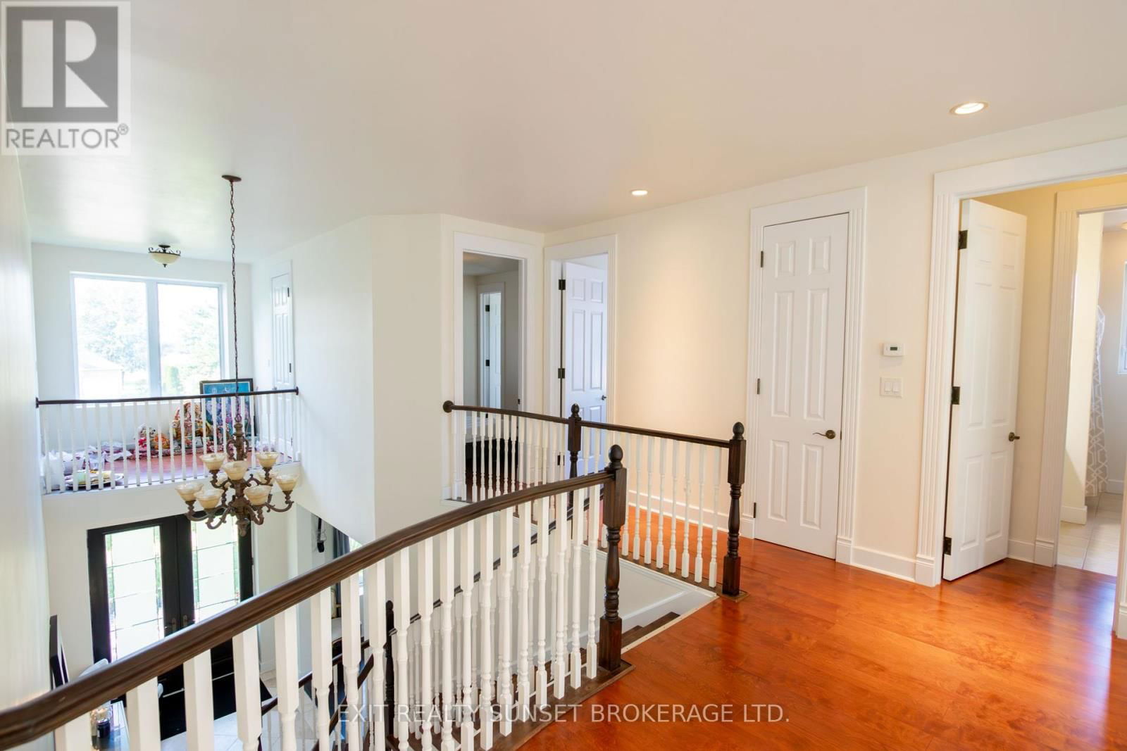 165 BAYSHORE DRIVE Image 19