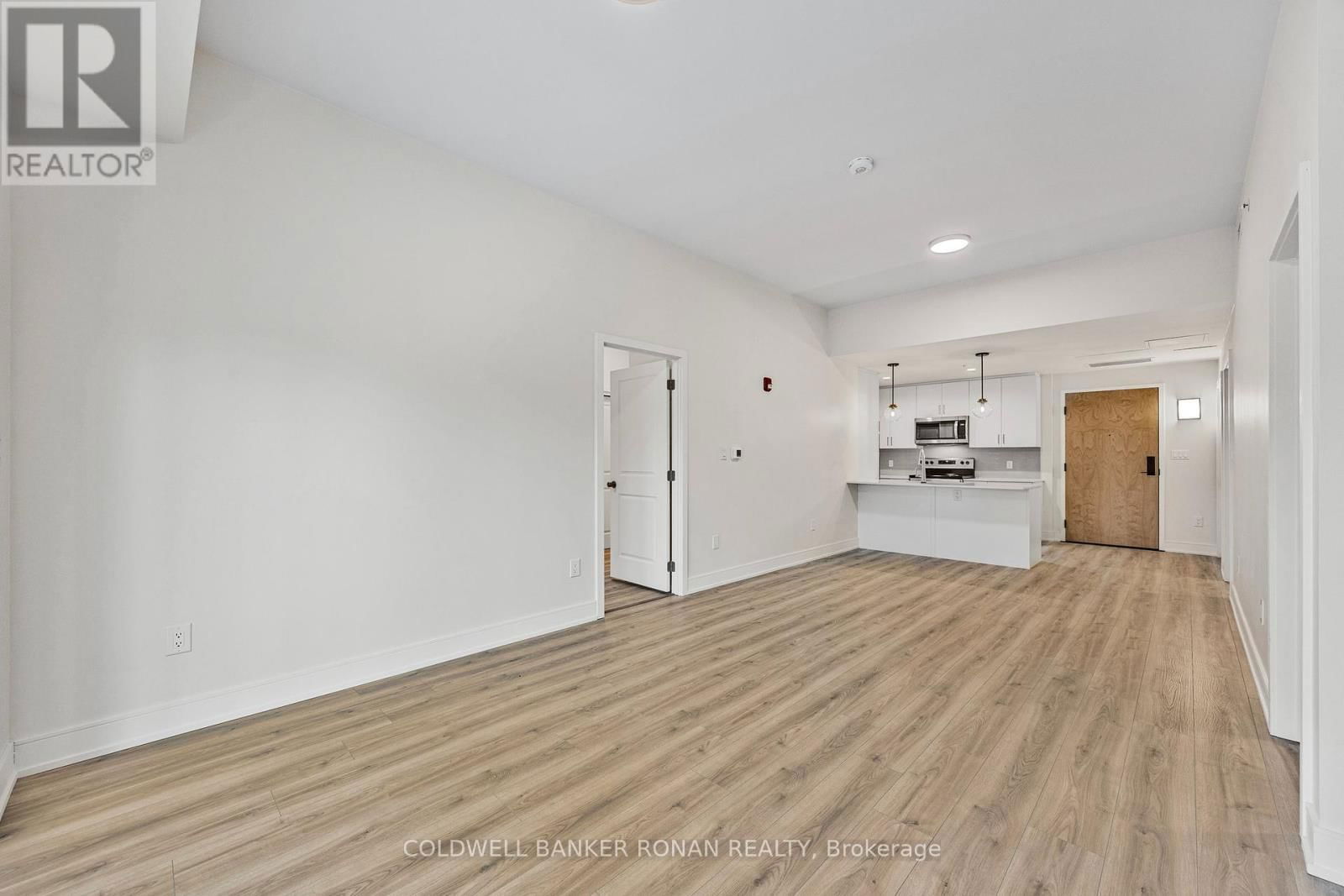 316 - 121 MARY STREET Image 14