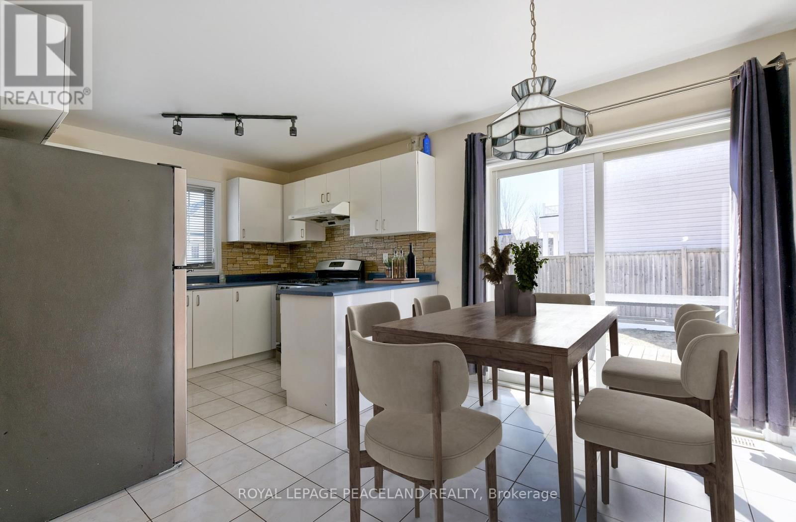 32 COUNSELLOR TERRACE Image 17