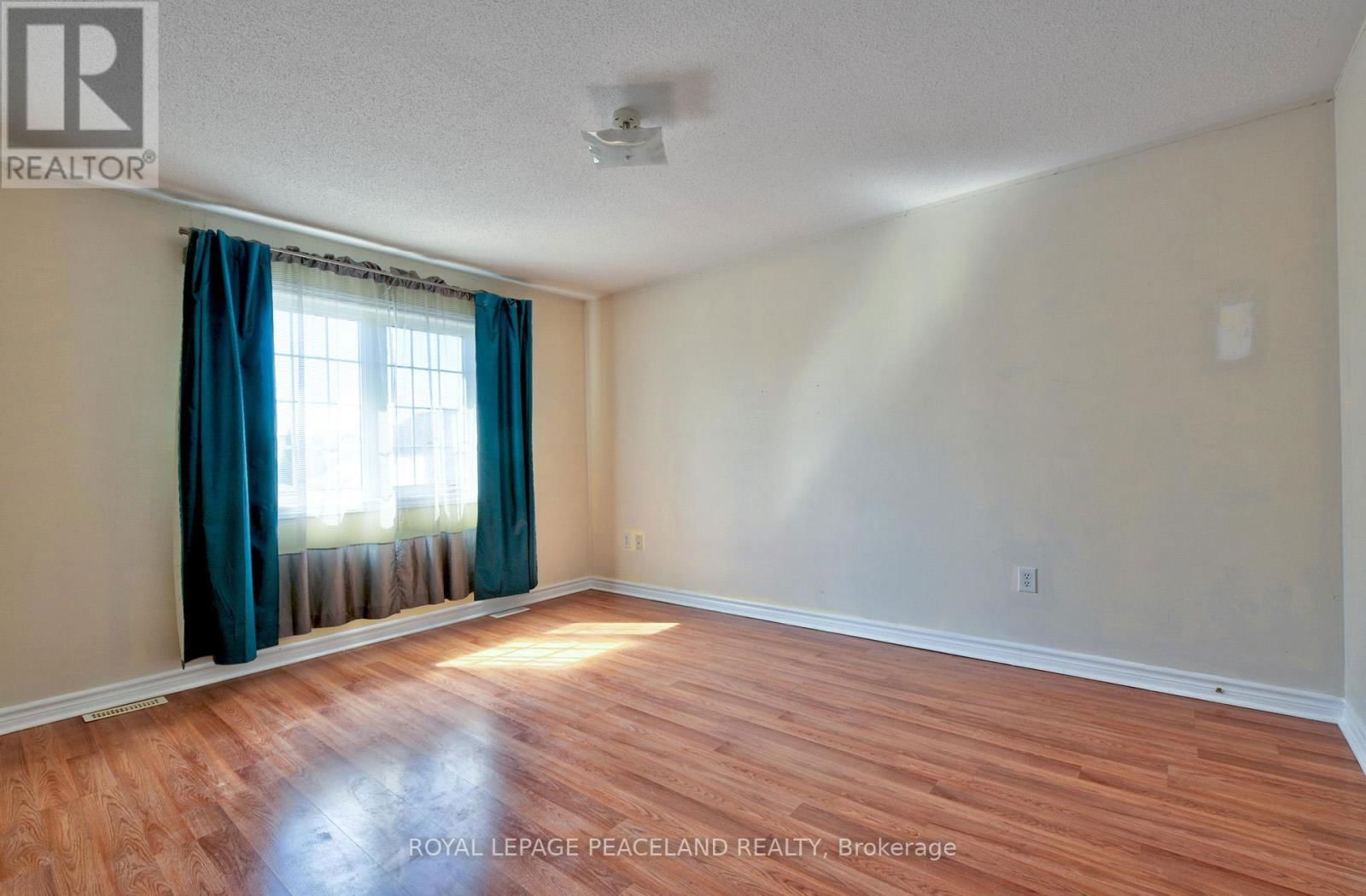 32 COUNSELLOR TERRACE Image 21