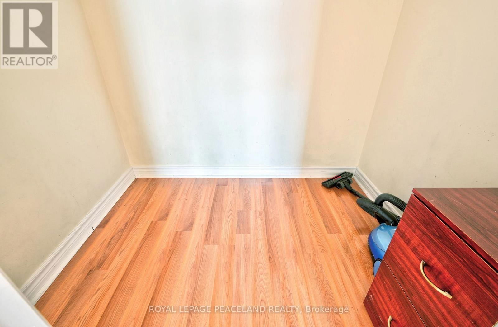 32 COUNSELLOR TERRACE Image 26