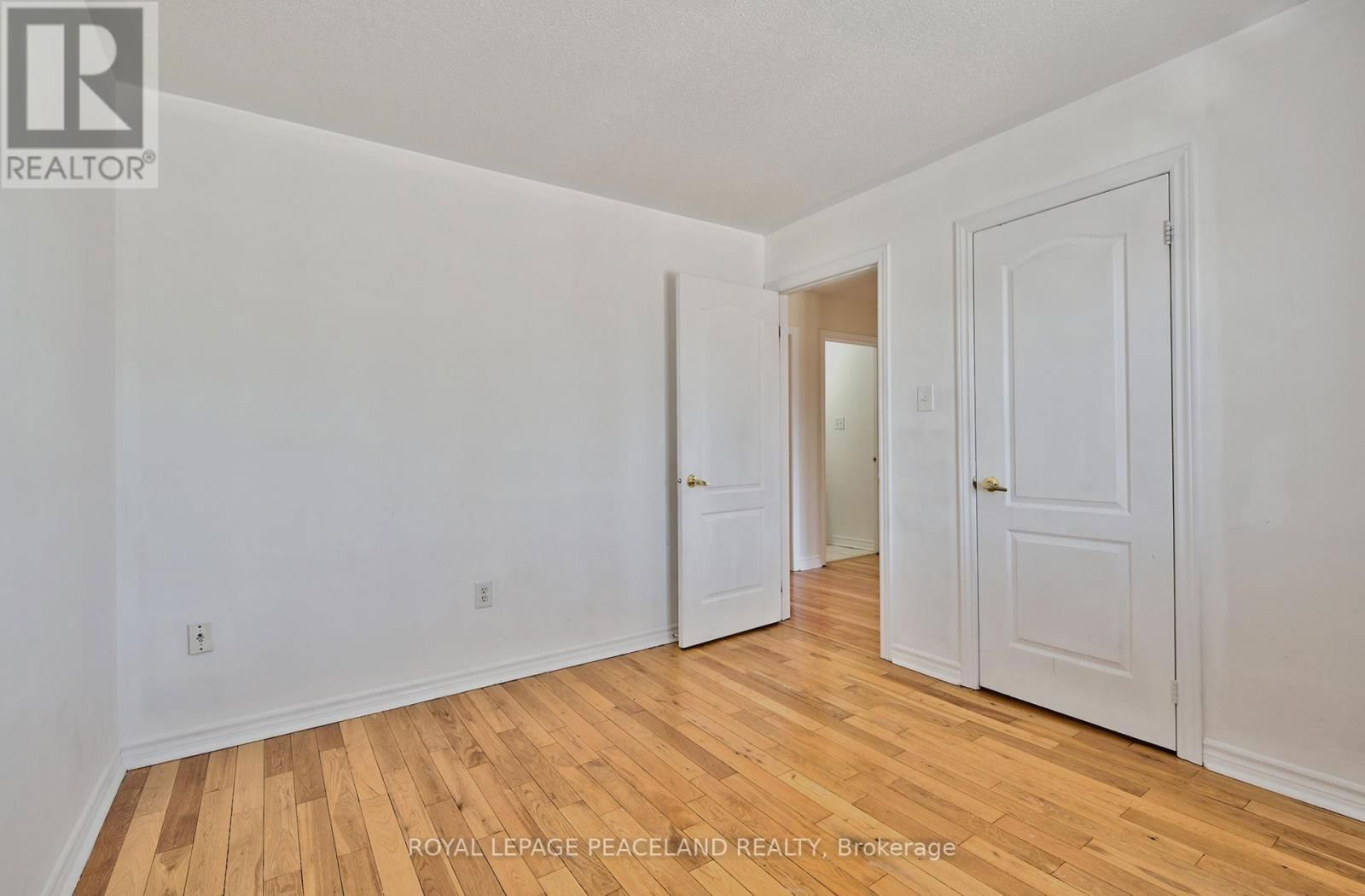 32 COUNSELLOR TERRACE Image 34