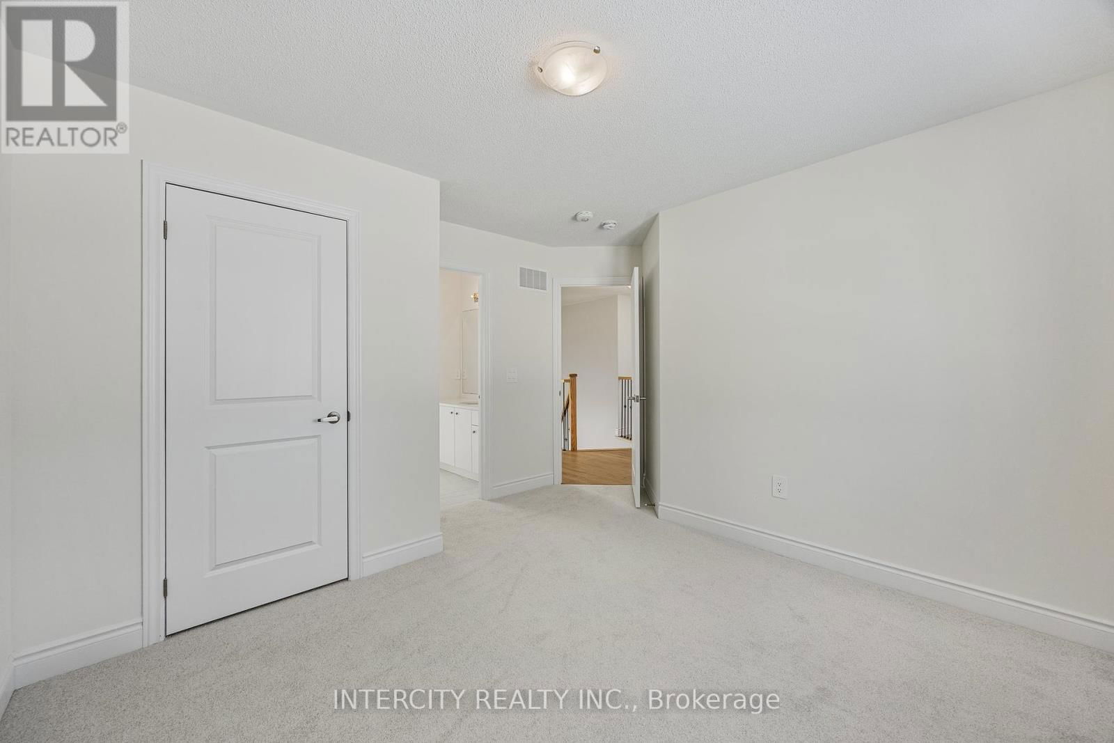 LOT 35 LEGACY CIRCLE Image 33