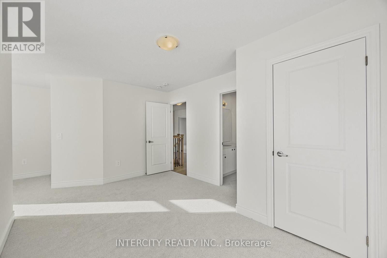 LOT 35 LEGACY CIRCLE Image 36