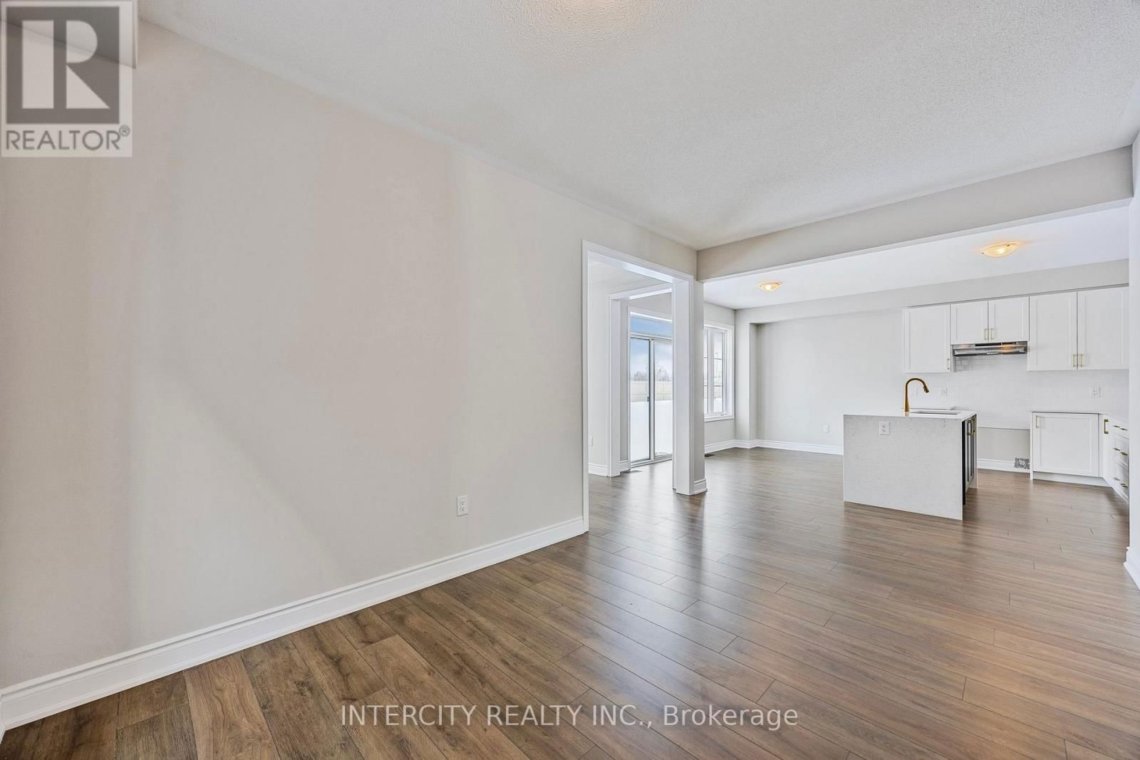 LOT 180 SEASON CRESCENT Image 10
