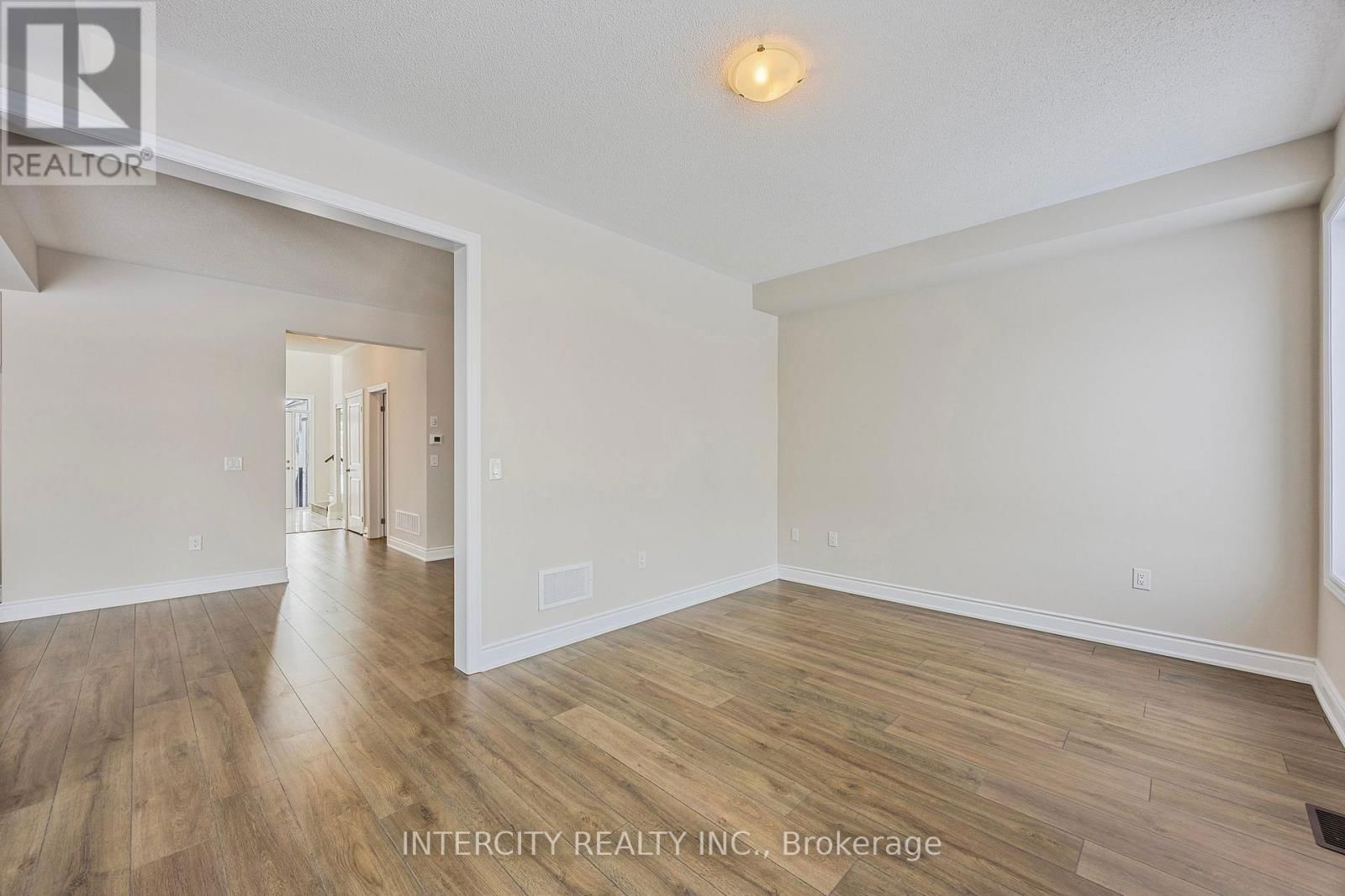 LOT 180 SEASON CRESCENT Image 23