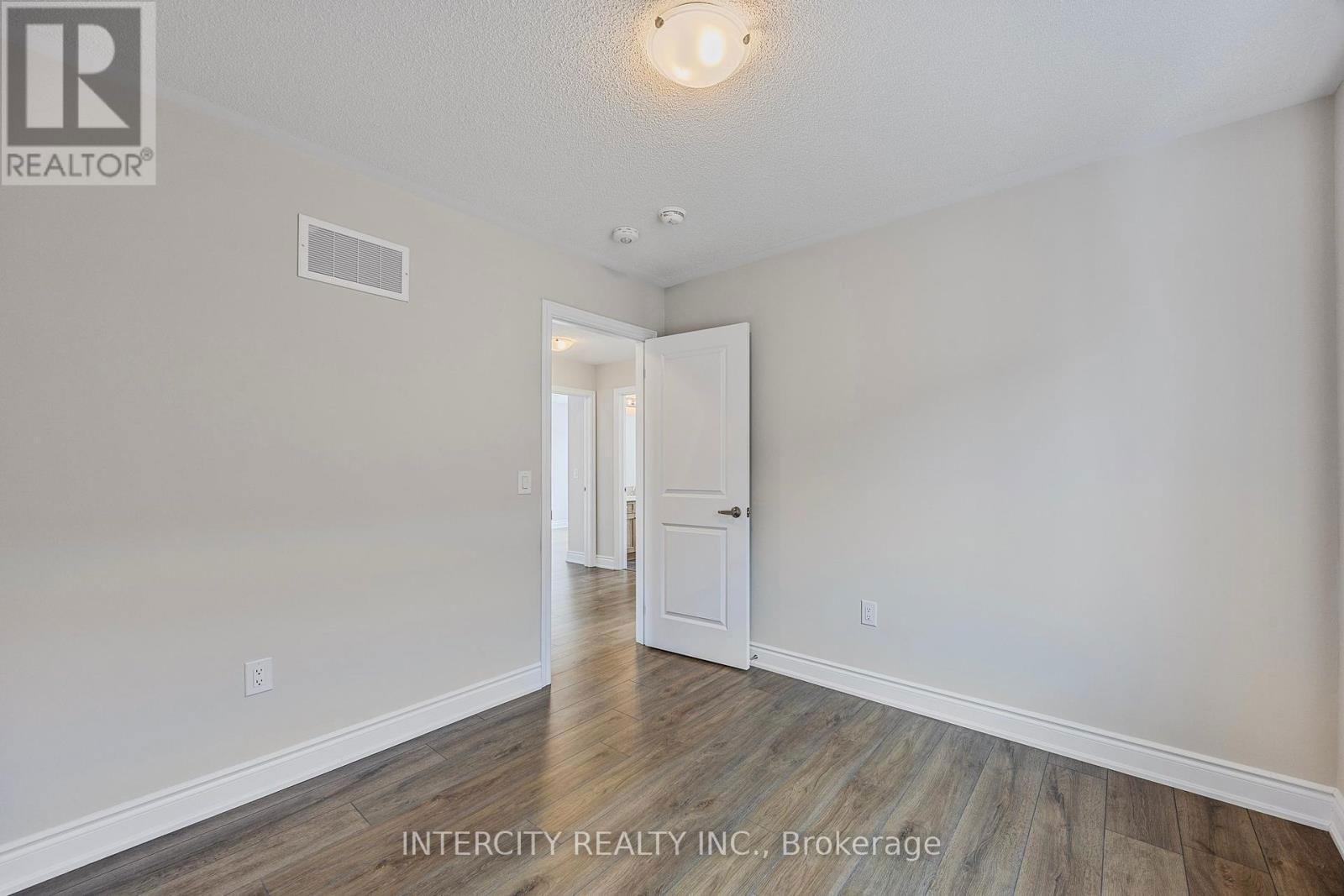 LOT 180 SEASON CRESCENT Image 30