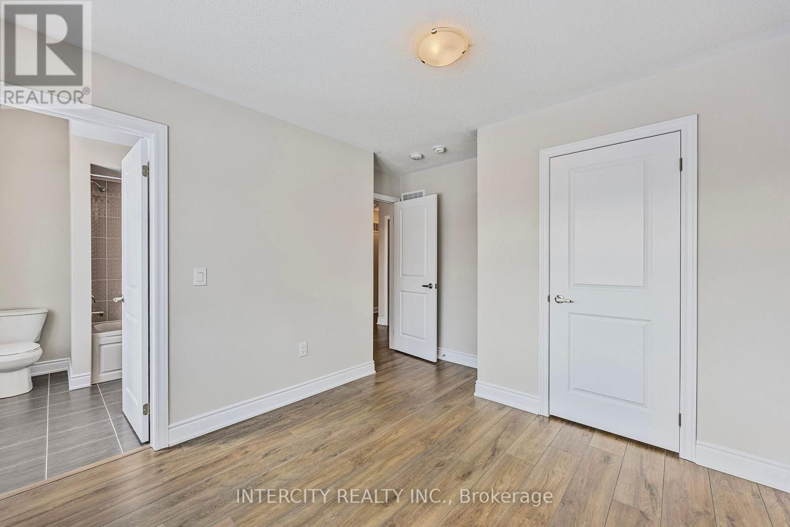LOT 180 SEASON CRESCENT Image 34