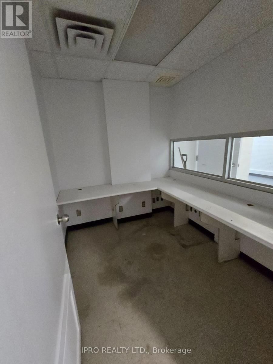 B1 - 128 PENETANG STREET Image 19