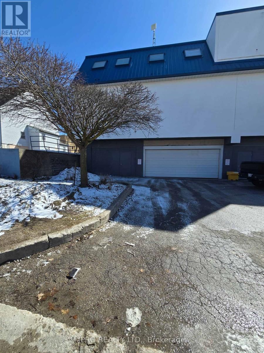 B1 - 128 PENETANG STREET Image 4