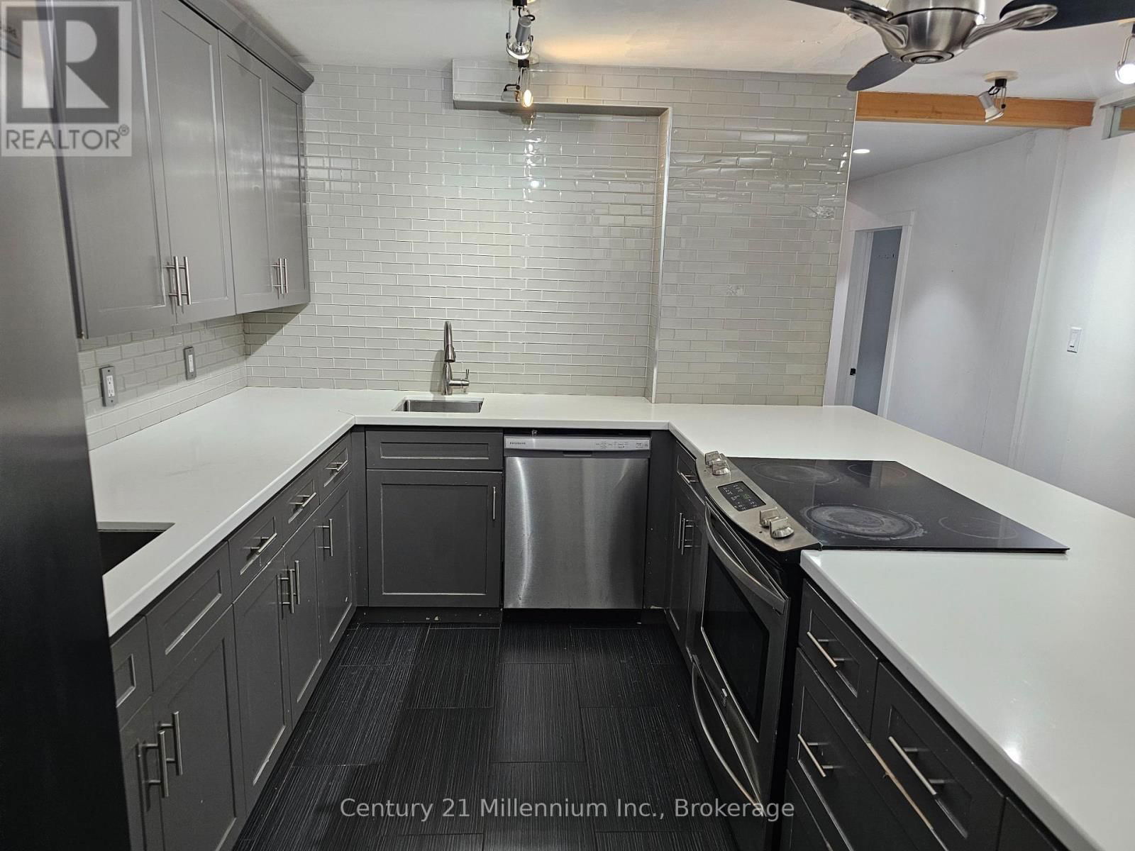 22 MARKET STREET Image 7