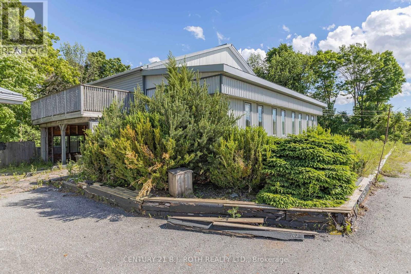 4201 HURONIA ROAD Image 29