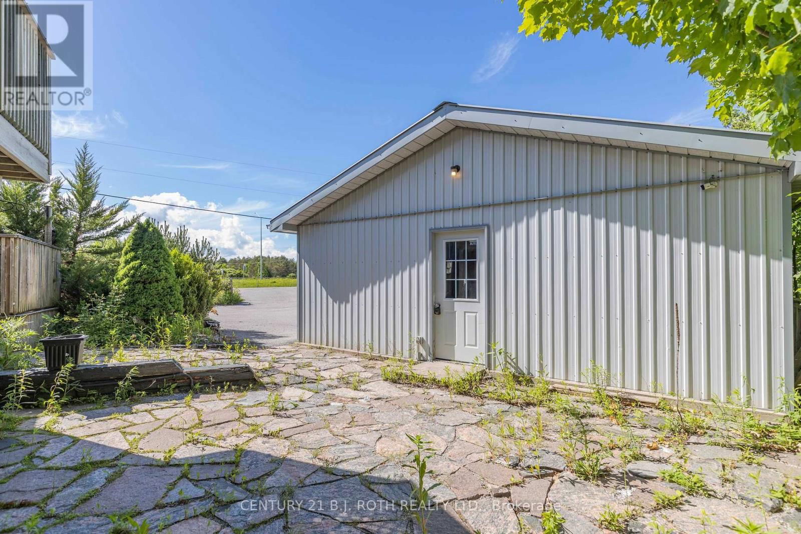 4201 HURONIA ROAD Image 31