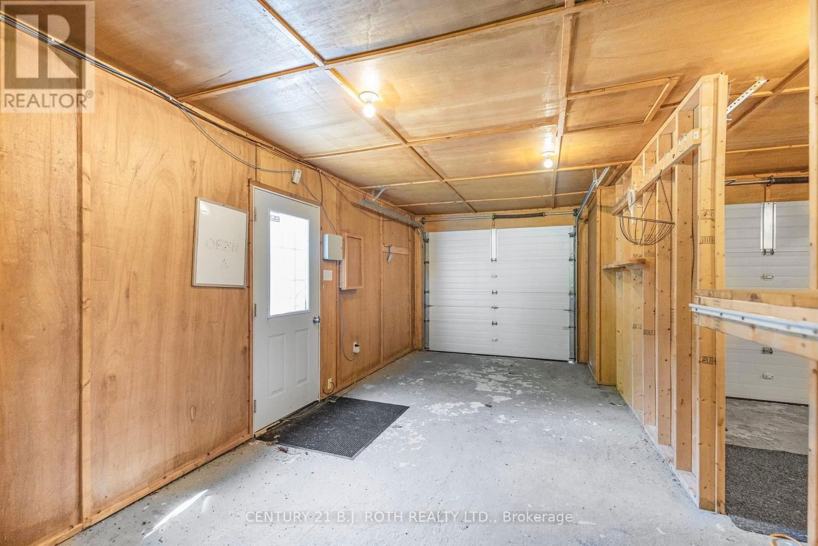 4201 HURONIA ROAD Image 38