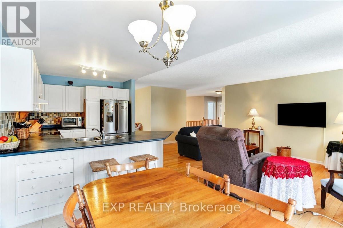 13 MASTERS LANE Image 14