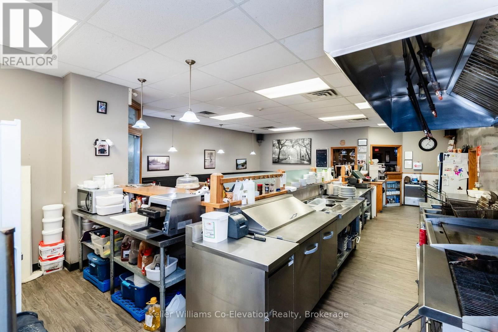 70 MAIN STREET Image 17