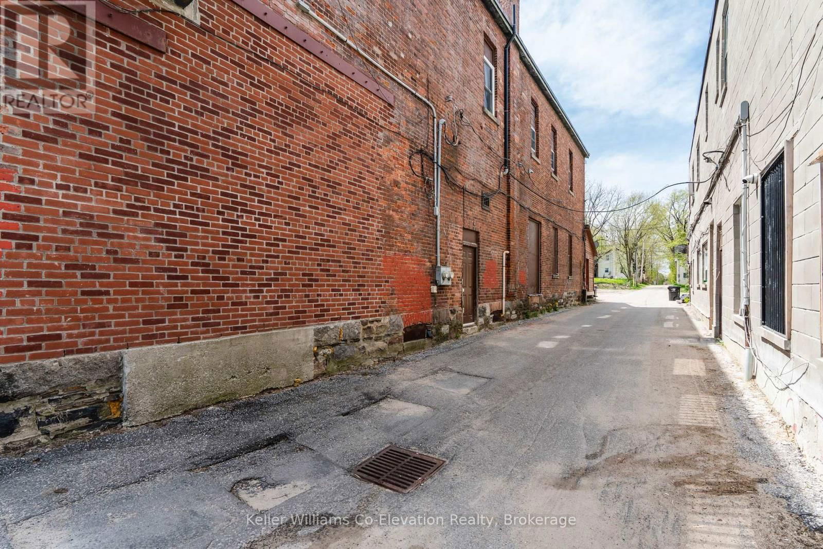 70 MAIN STREET Image 28