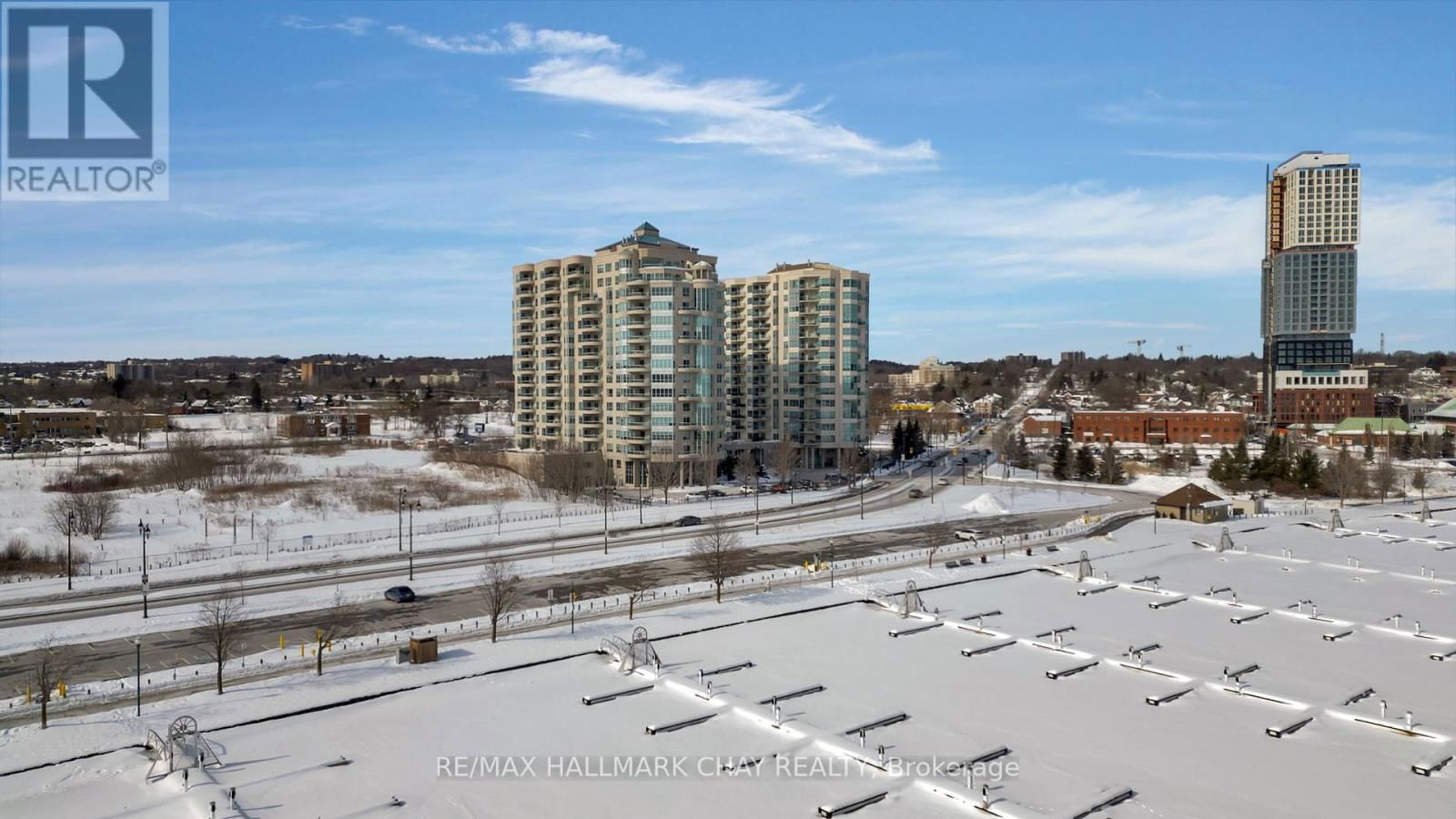 811 - 2 TORONTO STREET Image 31