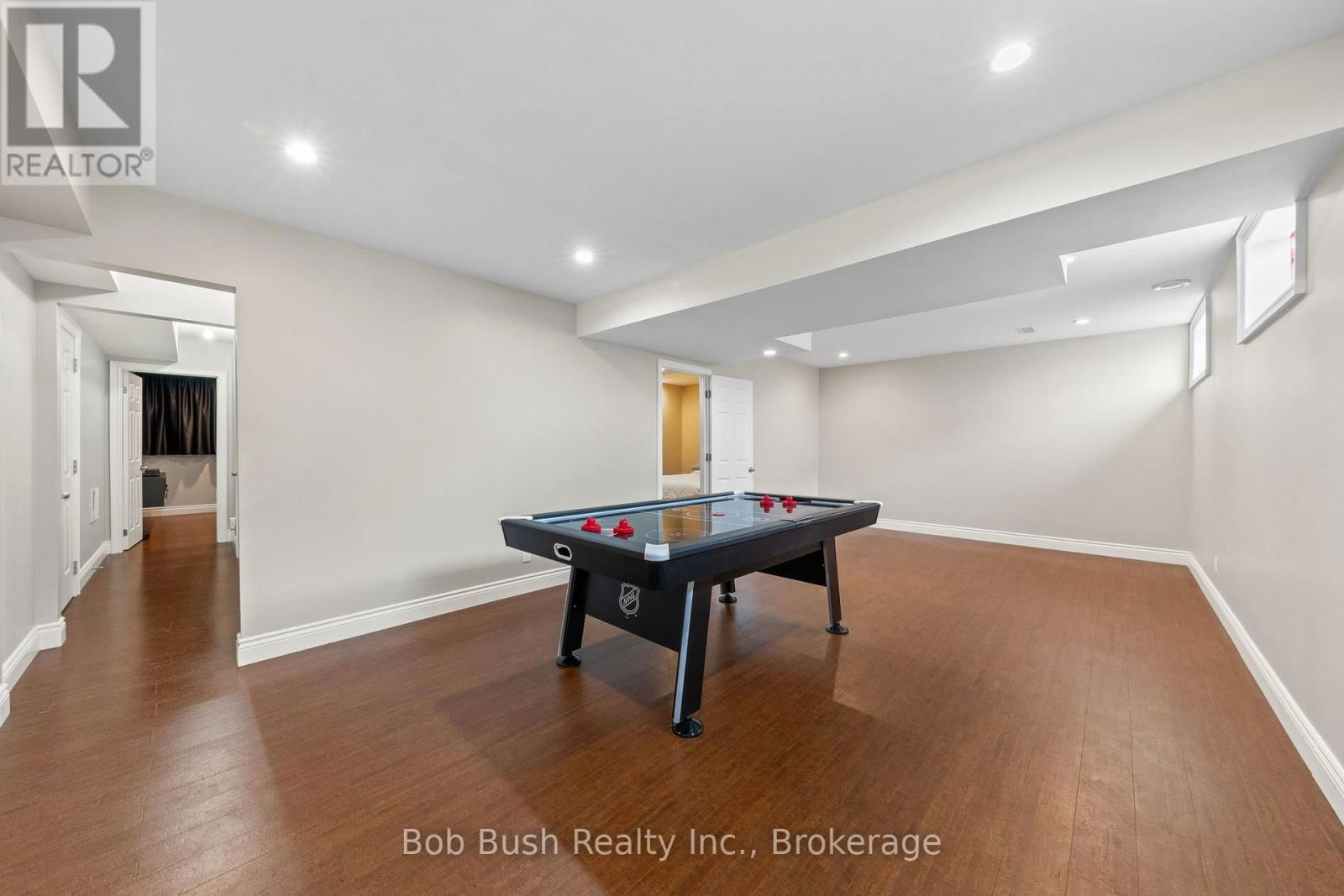 3 BRECHIN CRESCENT Image 30