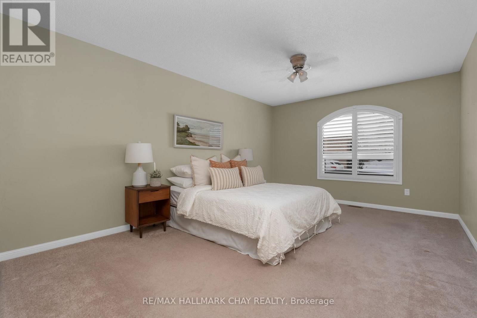 5 - 318 LITTLE AVENUE Image 14