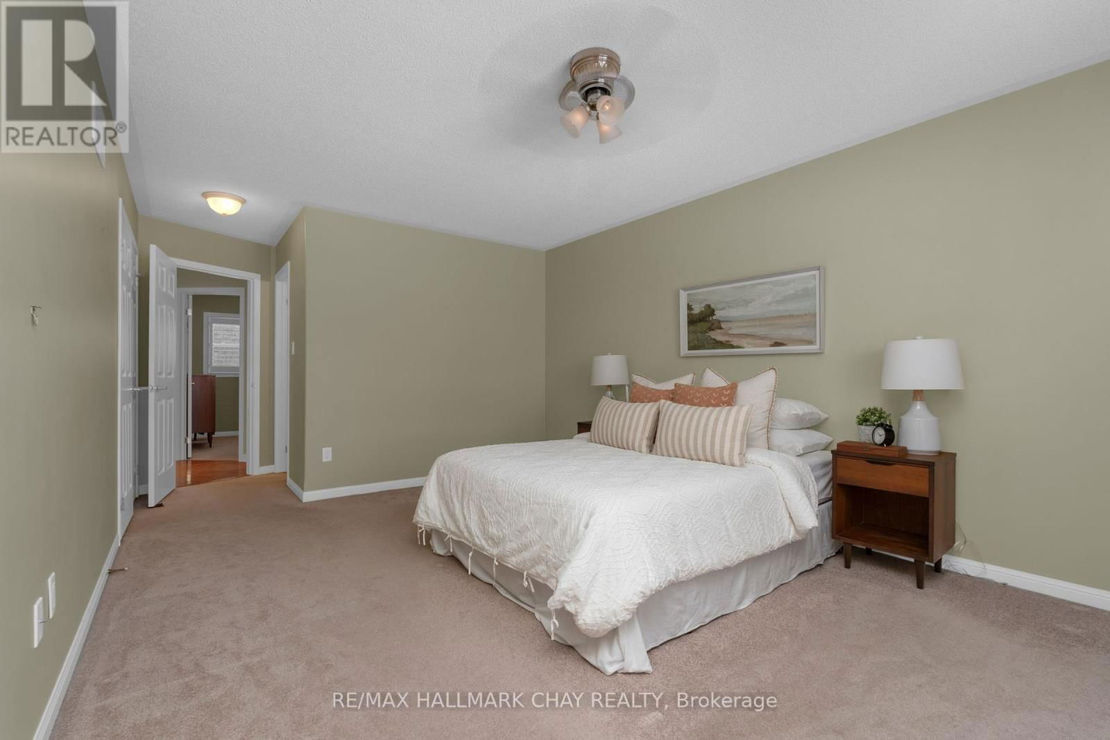 5 - 318 LITTLE AVENUE Image 15