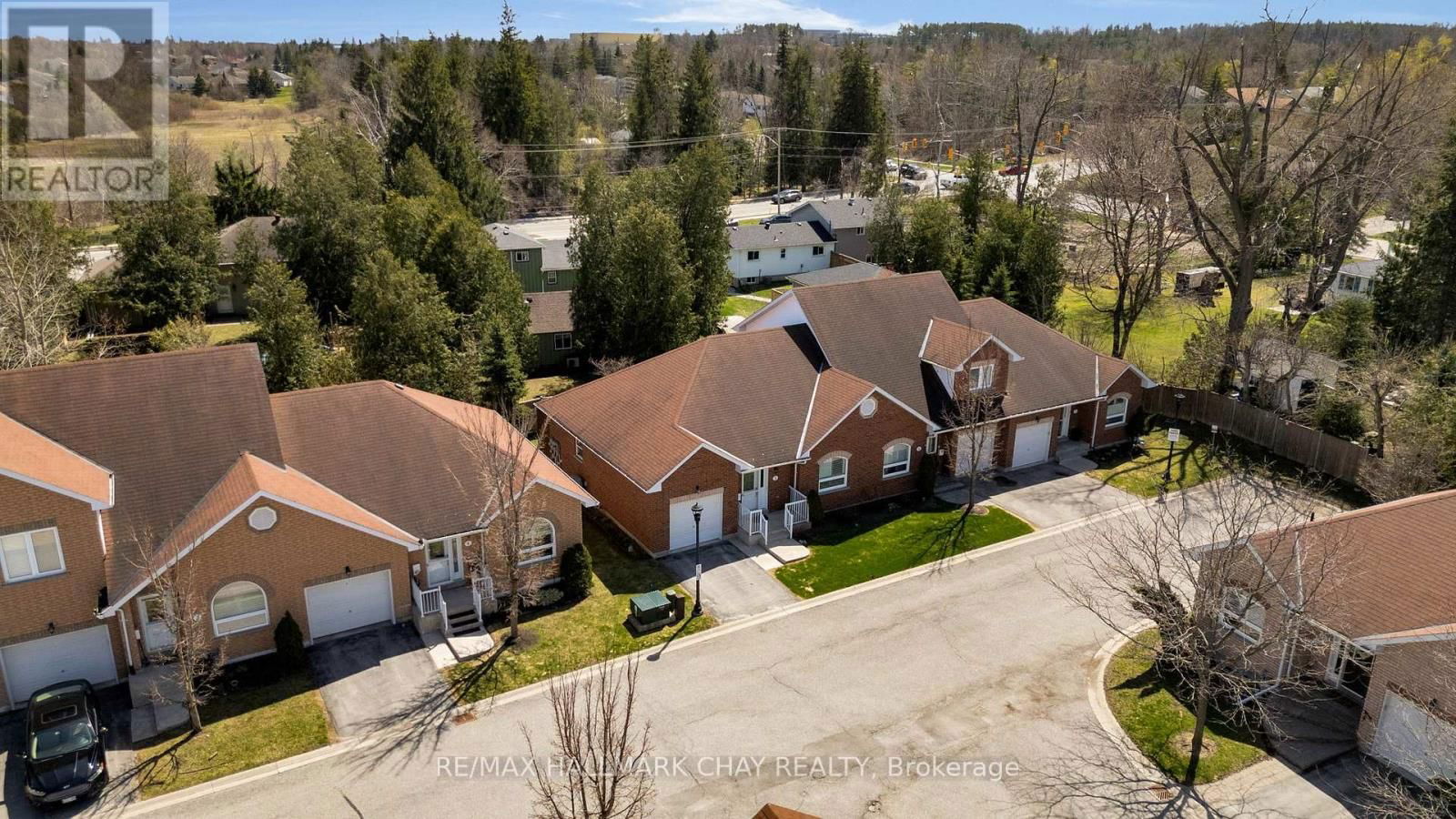 5 - 318 LITTLE AVENUE Image 30