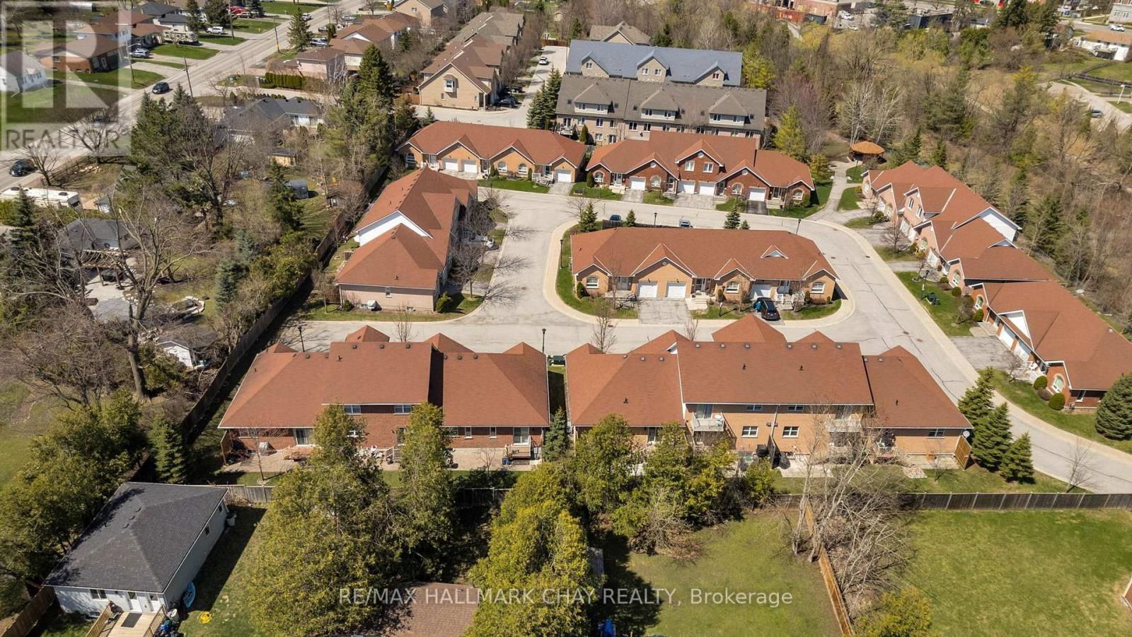 5 - 318 LITTLE AVENUE Image 36