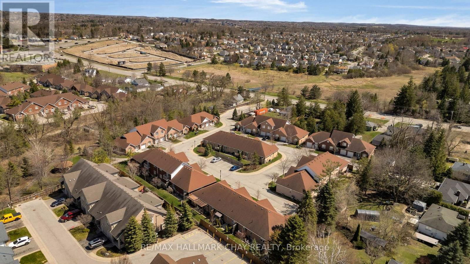 5 - 318 LITTLE AVENUE Image 38