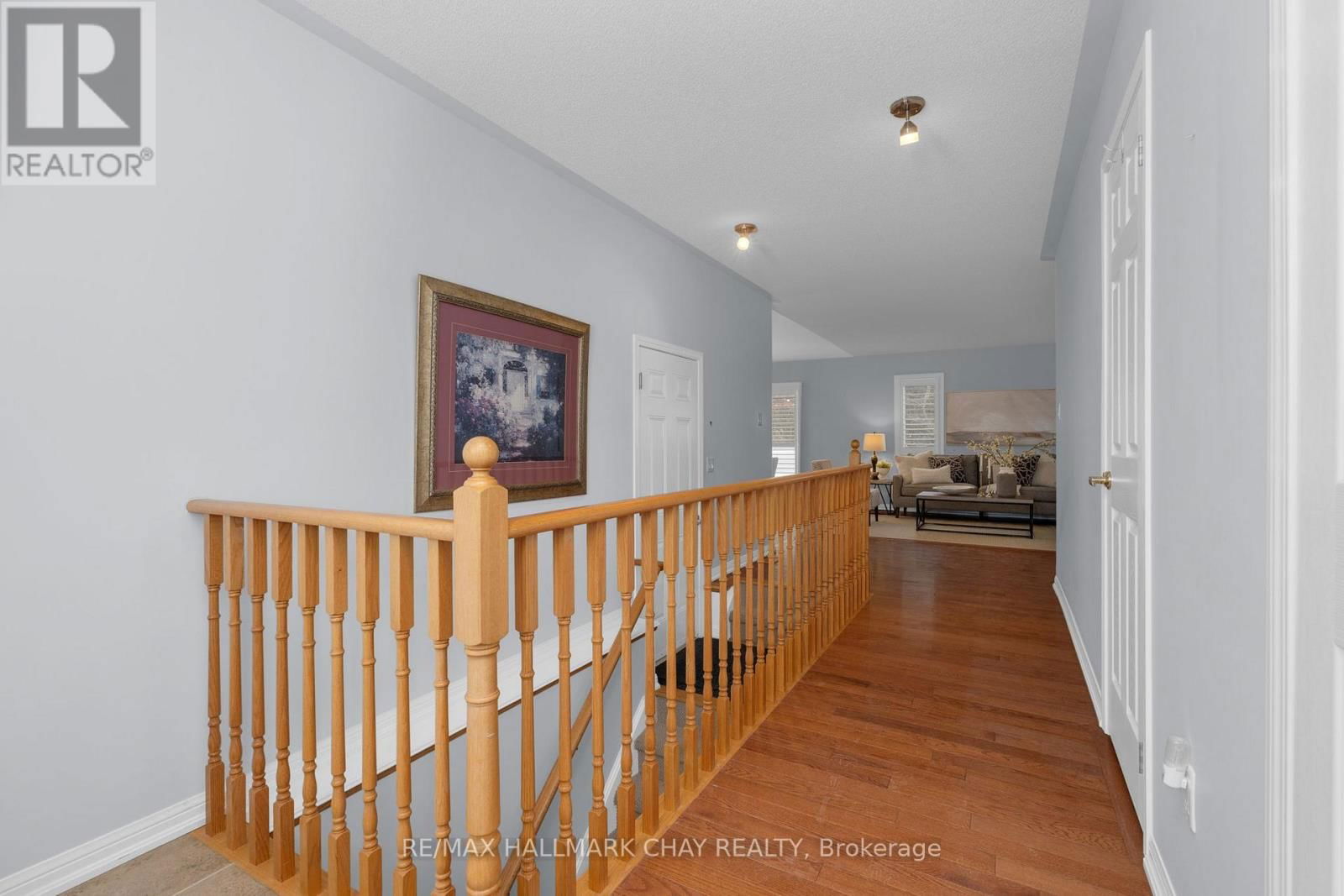5 - 318 LITTLE AVENUE Image 5