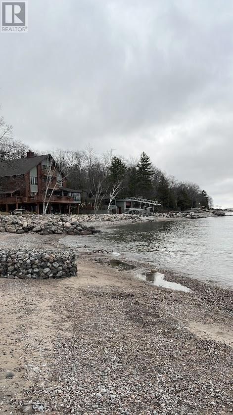 2 OJIBWAY COURT Image 24