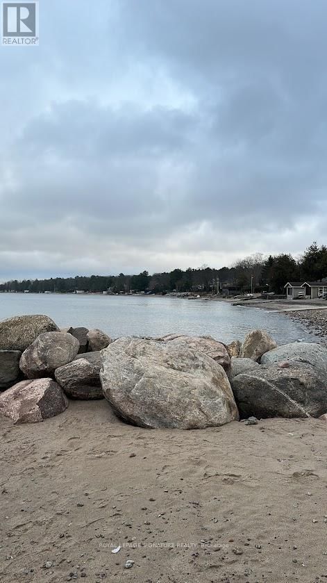 2 OJIBWAY COURT Image 25