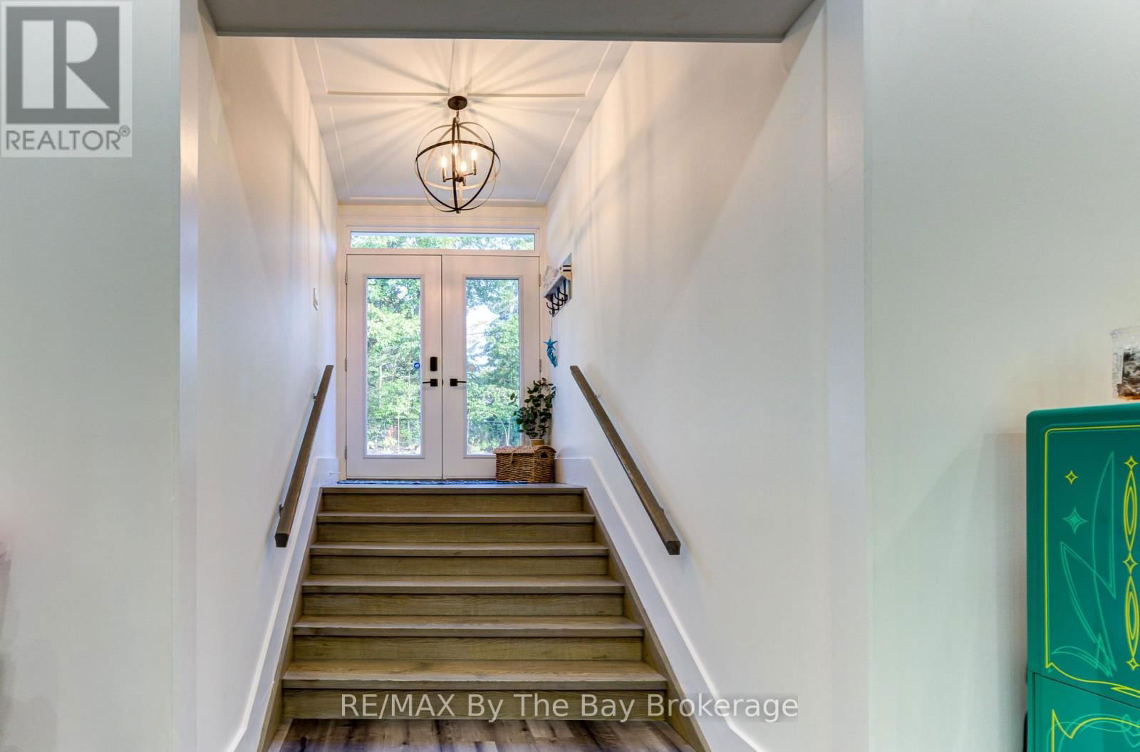 280 ROBINSON ROAD Image 17