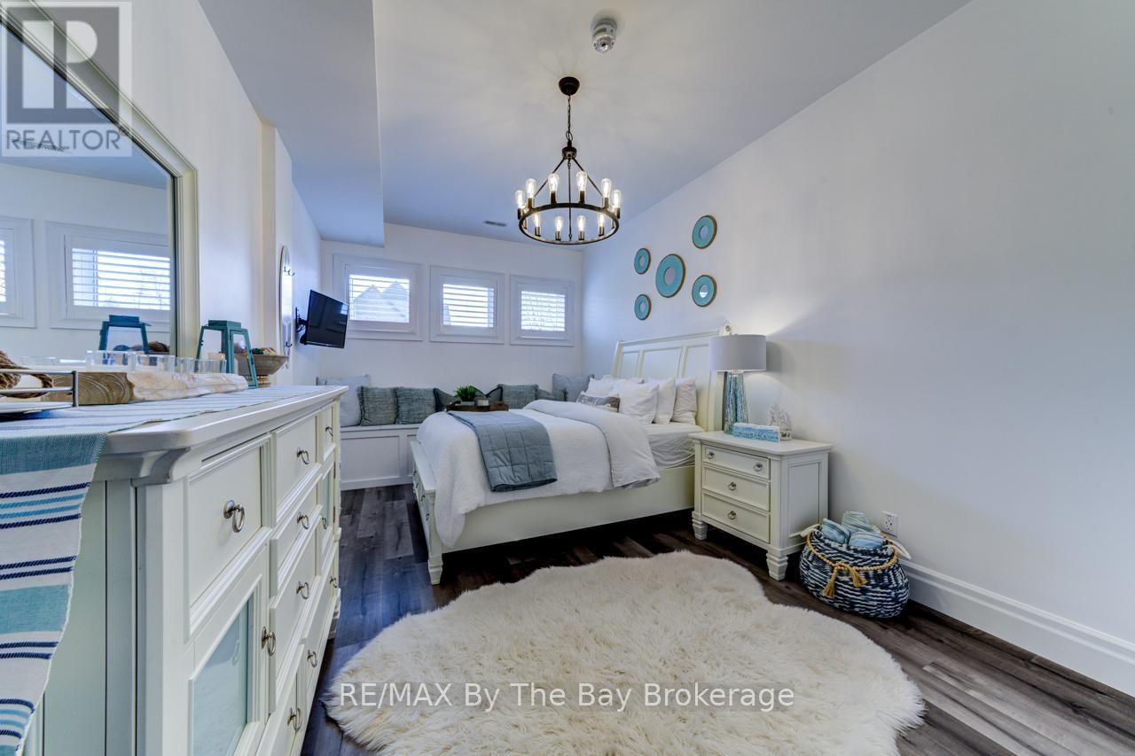 280 ROBINSON ROAD Image 33